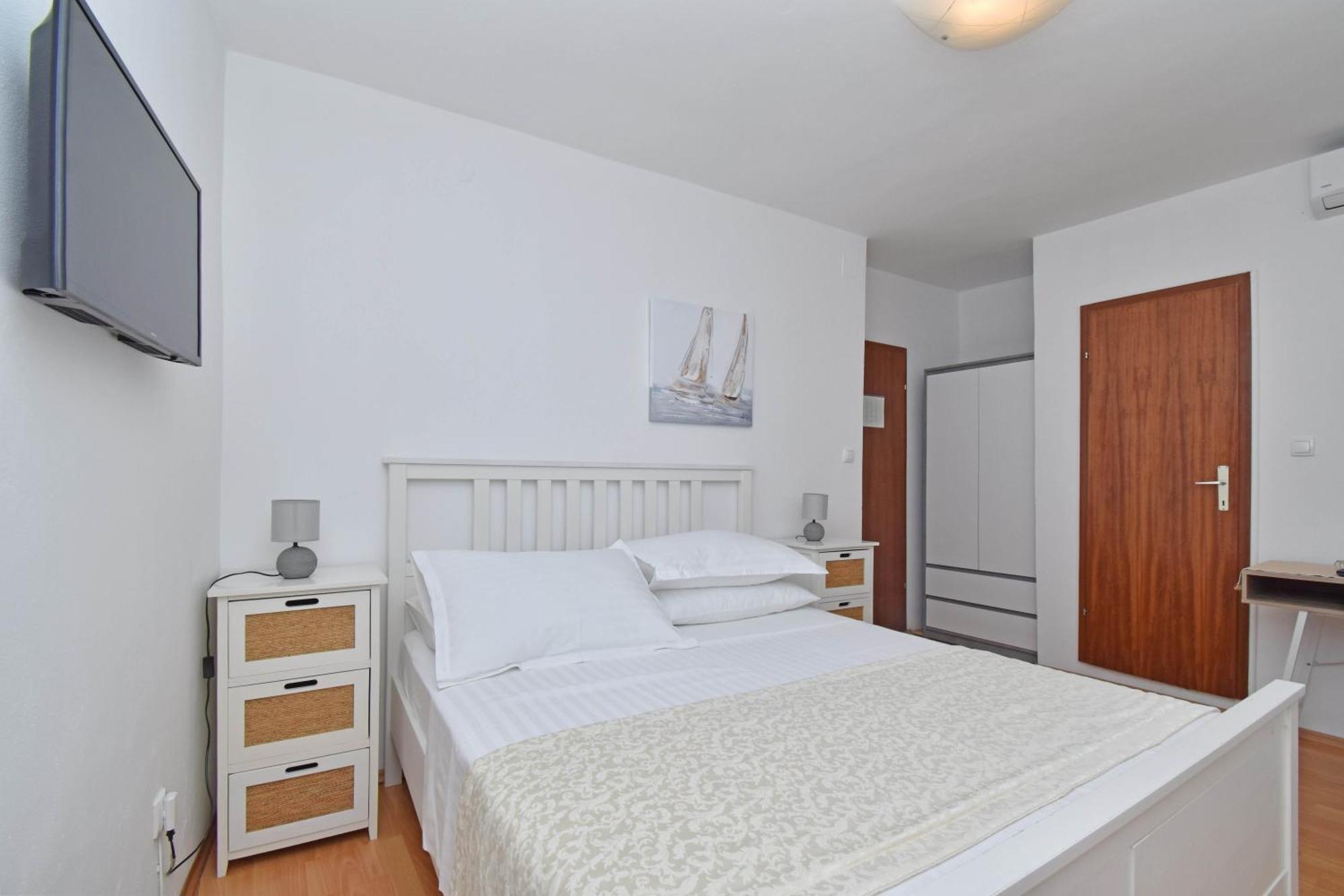 Apartment & Rooms Meri 투체피 외부 사진