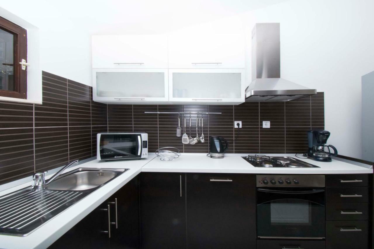Apartment & Rooms Meri 투체피 외부 사진