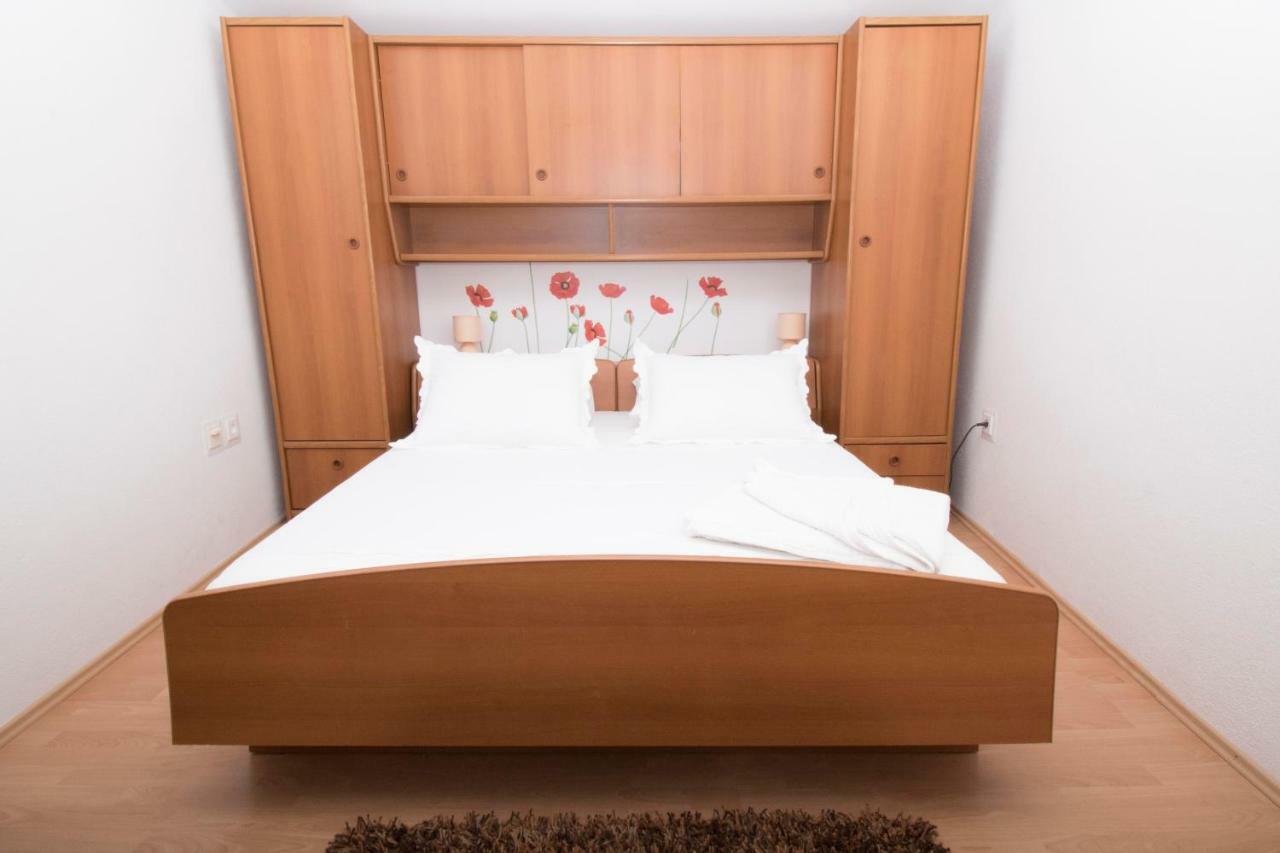 Apartment & Rooms Meri 투체피 외부 사진