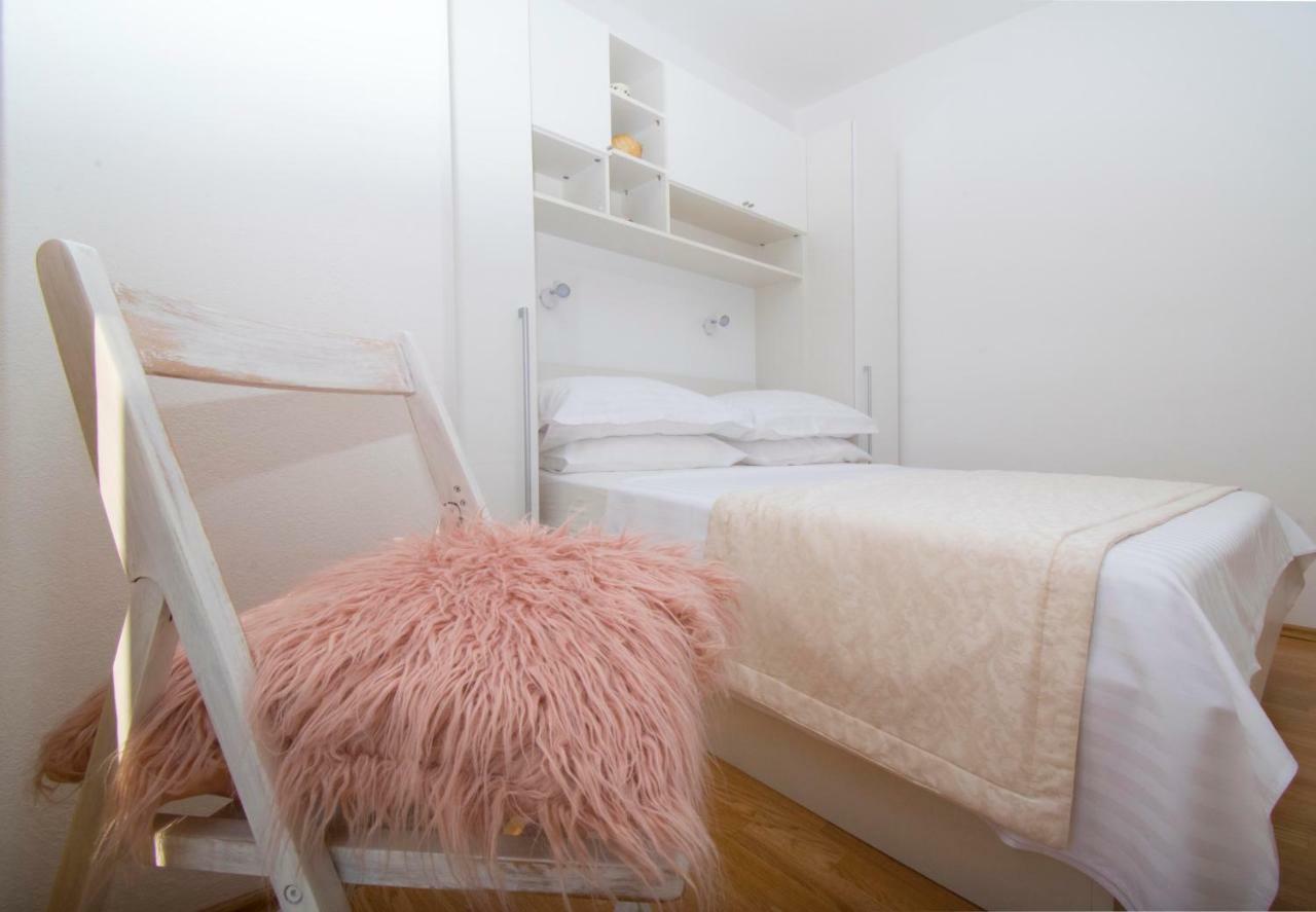 Apartment & Rooms Meri 투체피 외부 사진