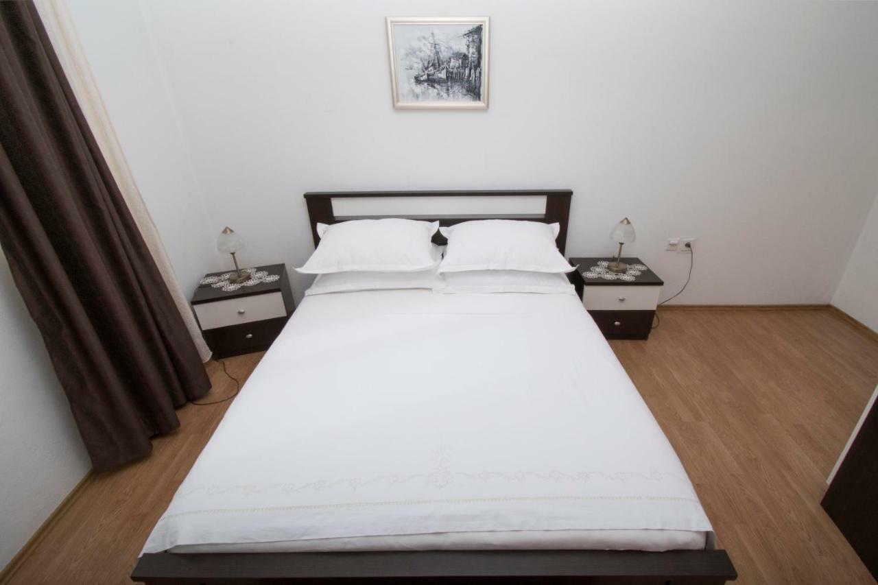 Apartment & Rooms Meri 투체피 외부 사진